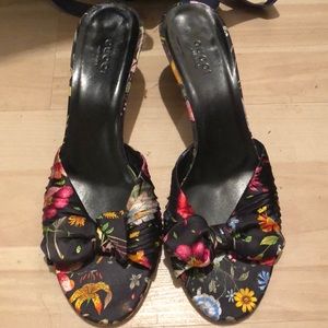 Vintage Gucci black silk floral heels sandals